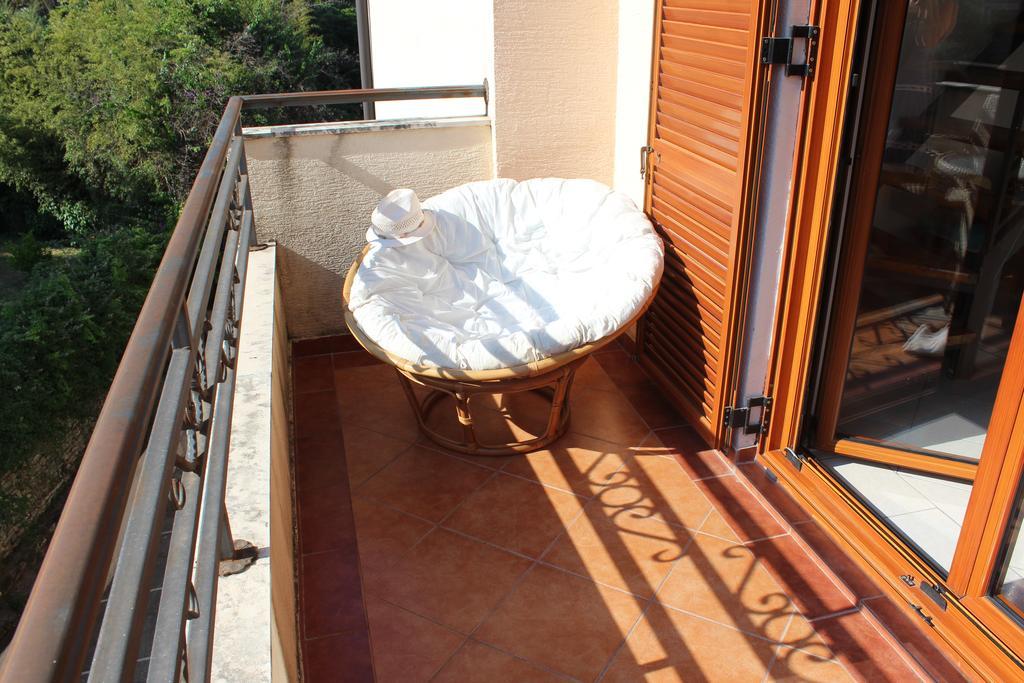 Studio City Center * Budva